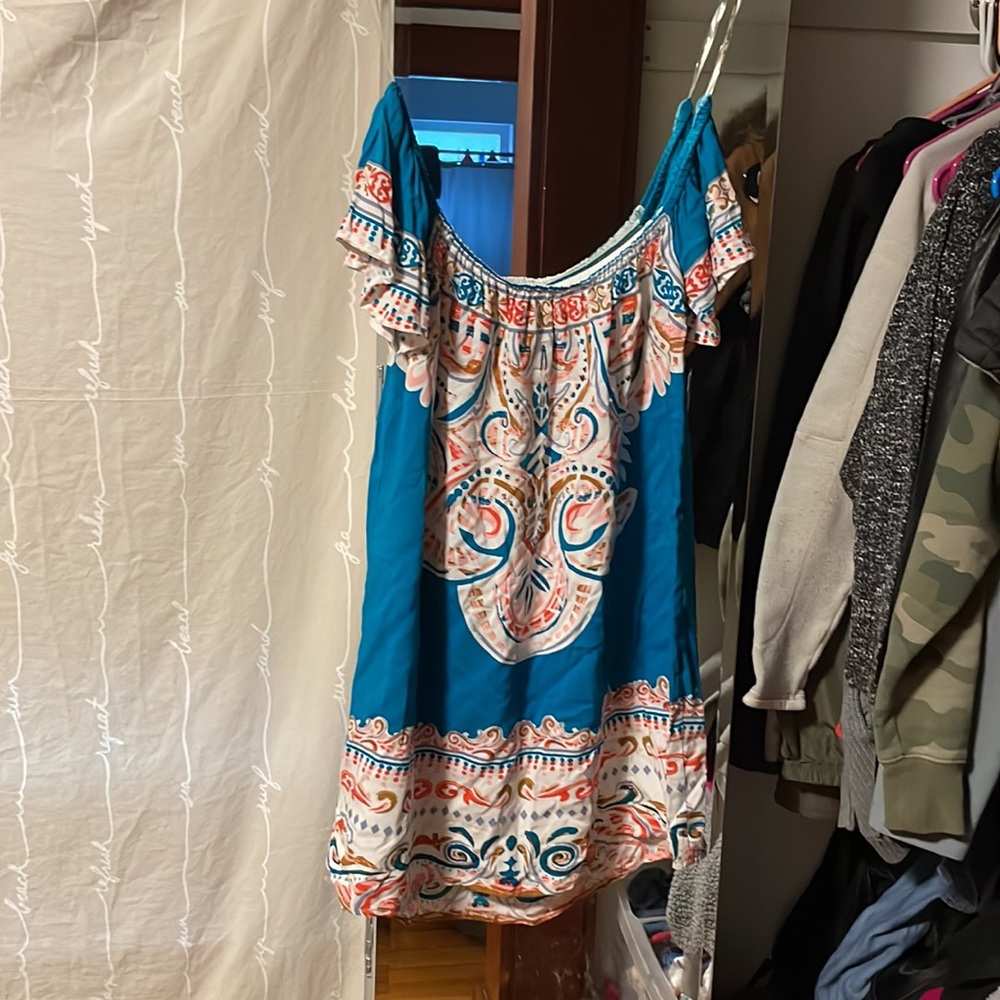 Off the shoulder dress - Picture 3 of 5